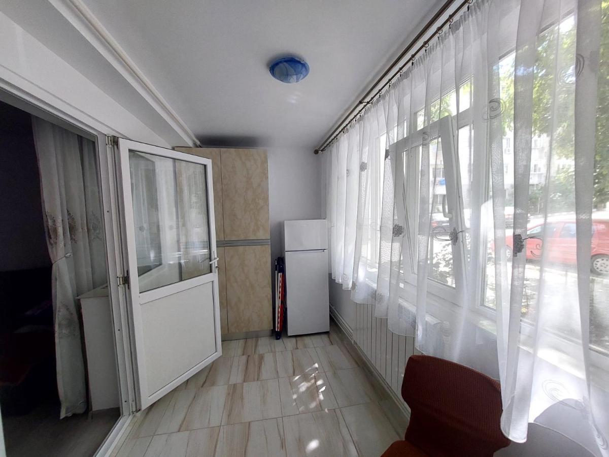 Apartamento Apartament Beatrice Năvodari Exterior foto